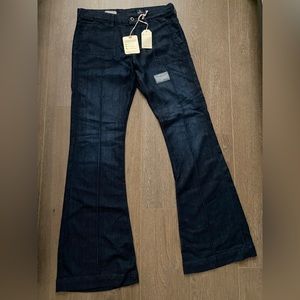 NWT AG Adriano Goldschmied Pintuck Goldie Flare Jeans, Size 32